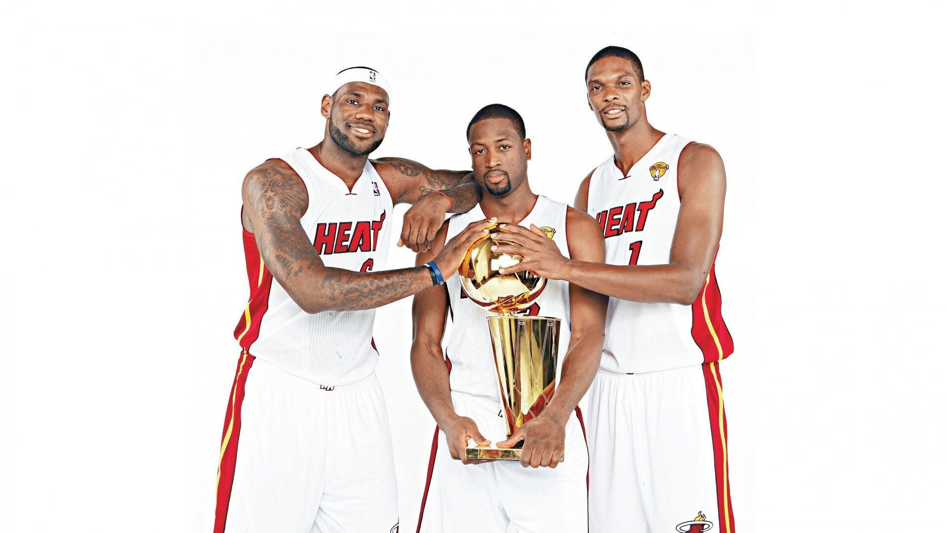 森林狼逆转热火，系列赛焦点战中爱德华兹创下生涯新高，森林狼爱德华兹身高臂展